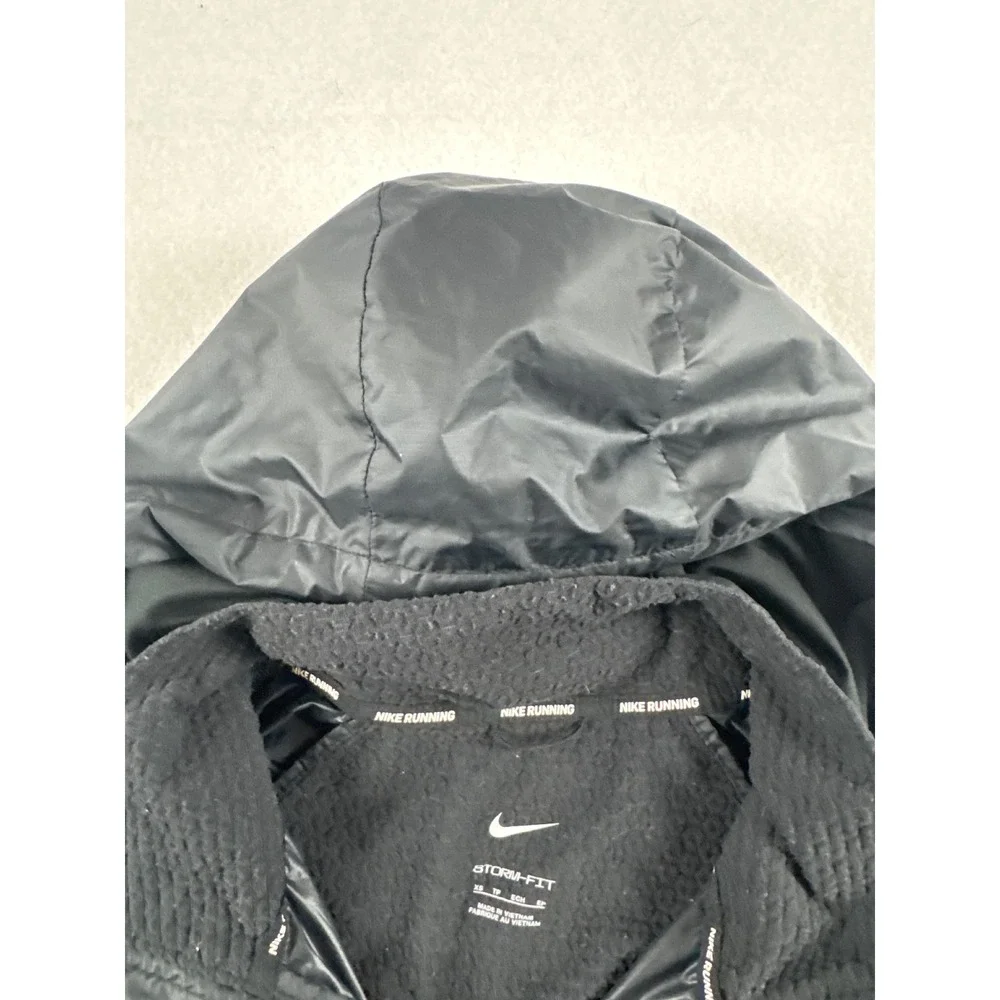 Nike running storm